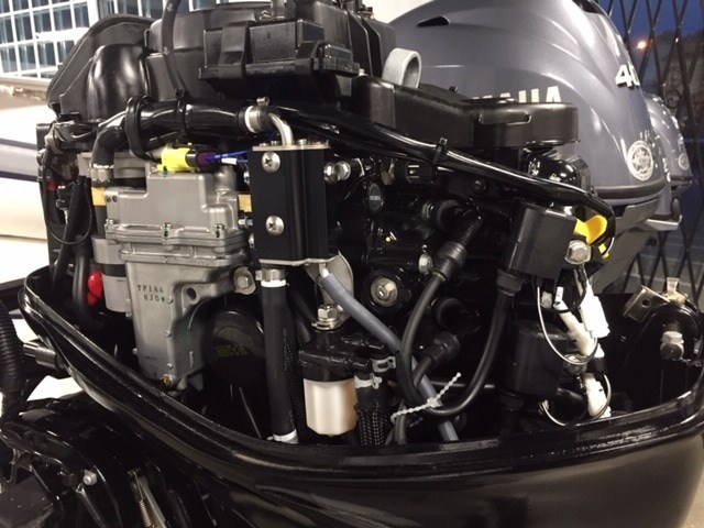 2019 Mercury F30ELHPT Photo 8 of 10