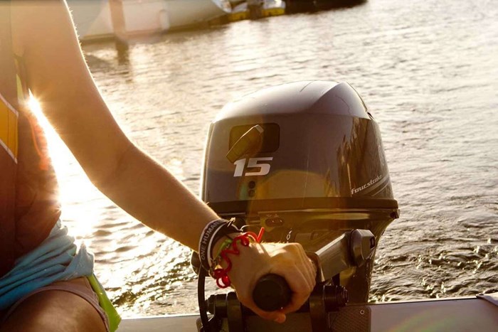 2023 Yamaha F15SMH - 15" Shaft, Manual Start, Tiller Hand Photo 2 of 4