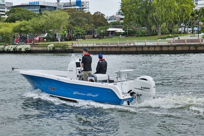 2023 Yamaha F200XB - 25" Shaft, Electric Start - Coming i Photo 2 of 8
